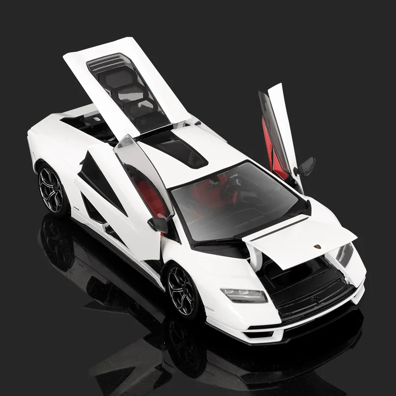 White Lamborghini Countach LPI800-4 Diecast Model 4 White Lamborghini Countach LPI800-4 Diecast Model - Image 4