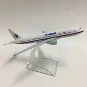 Malaysia Airlines Boeing 777 Model 1/400 Scale 7 S9789f52acf054400a9c49fa86a9bc186Z
