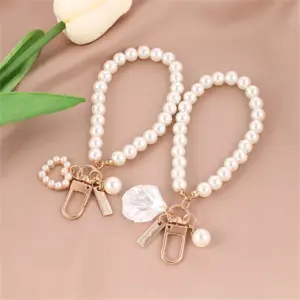 Vintage Pearl Beads Keychain for Women