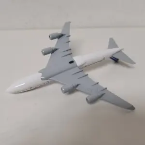 Air France B747 Die-Cast Model Airplane, 16cm 10 S98cbb55ef28e40d89b2c3f49e333ab04j