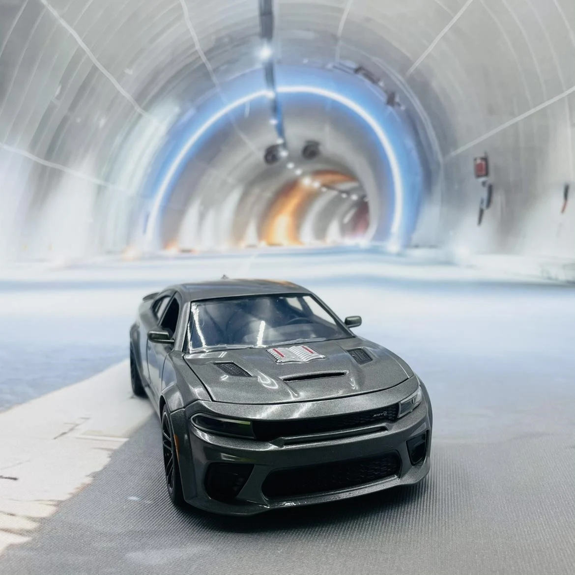 1:24 Challenger Charger SRT Hellcat Diecast Model 5 1:24 Challenger Charger SRT Hellcat Diecast Model - Image 5