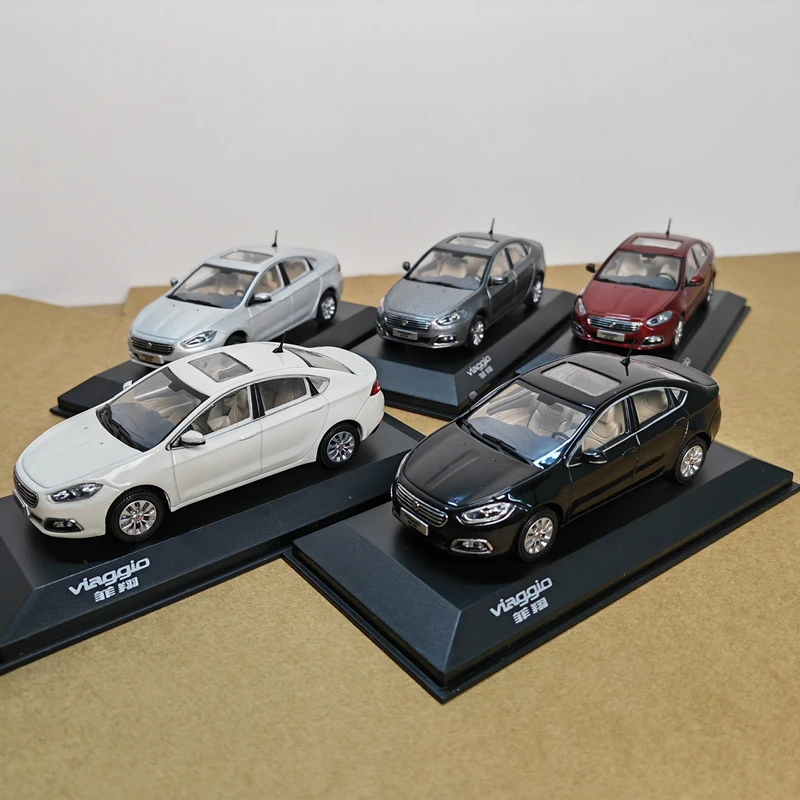 Fiat Viaggio 1/43 Scale Diecast Model in Multiple Colors 5 Fiat Viaggio 1/43 Scale Diecast Model in Multiple Colors - Image 5