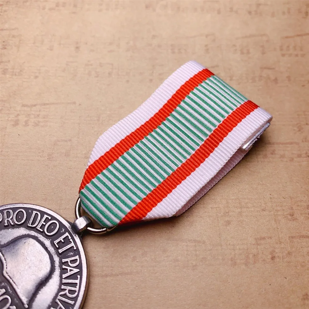 Vintage Silver WWI Commemorative Medal 6 Vintage Silver WWI Commemorative Medal - Image 6