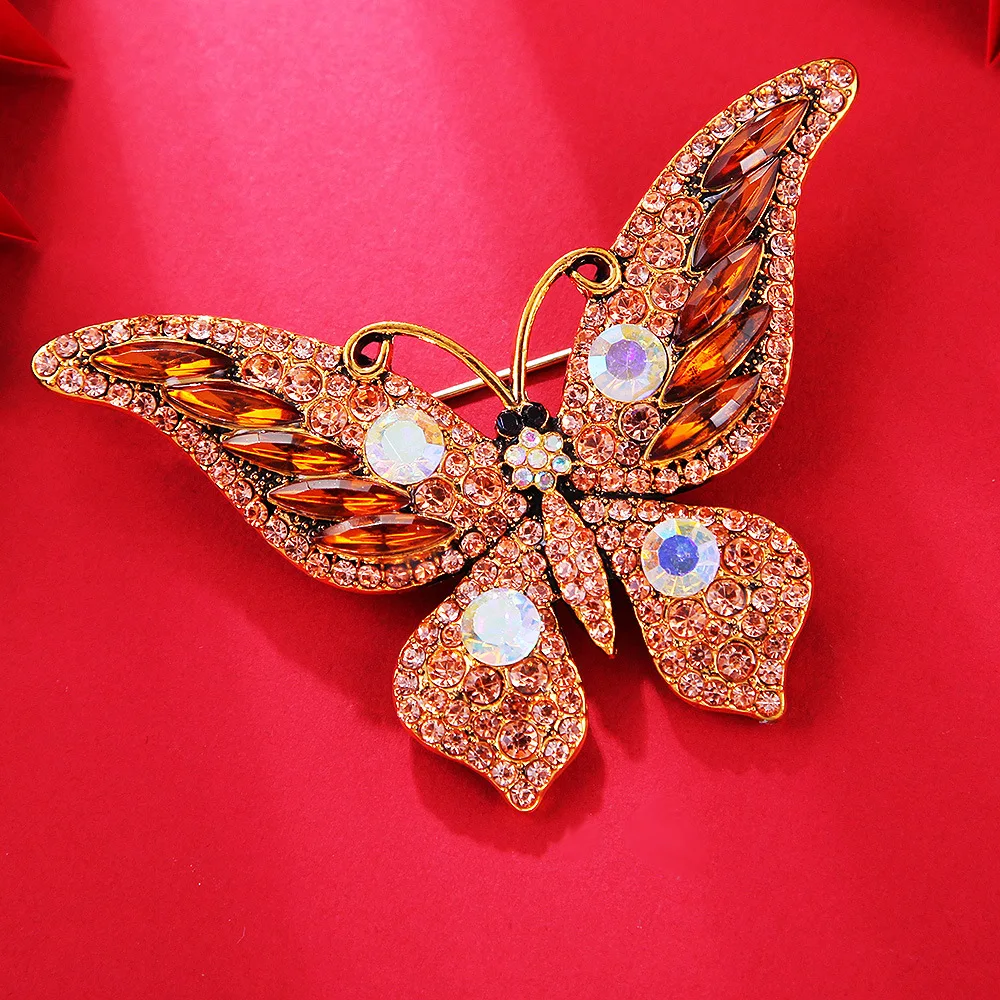 Retro Crystal Butterfly Brooch QHXZ1843 4 Retro Crystal Butterfly Brooch QHXZ1843 - Image 4