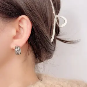 Vintage Geometric Hoop Earrings for Women 9 S99b82d4189b94b7195f5e57bd6438348Y