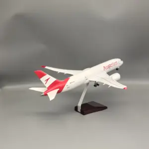 Austrian Boeing B787 Model 1:130 Scale with LED Light 10 S99dc1d37fdef4c4eb13b573465180ca0F
