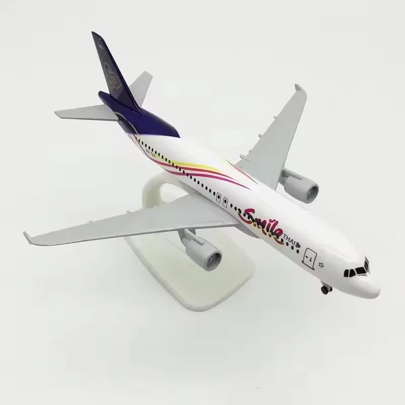 Thailand Airlines Airbus A320 Model, 20cm Alloy Collection 4 Thailand Airlines Airbus A320 Model, 20cm Alloy Collection - Image 4