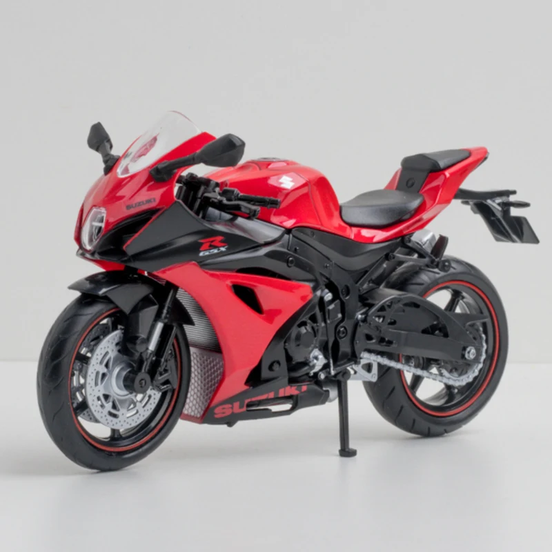 Aprilia RSV4 1:12 Scale Diecast Model for Collectors 10 Aprilia RSV4 1:12 Scale Diecast Model for Collectors - Image 10