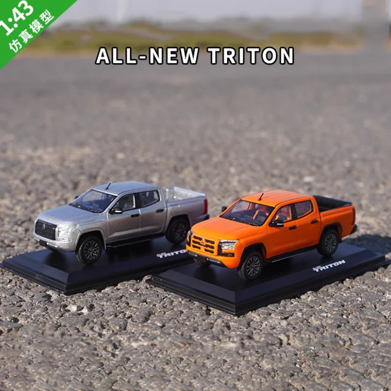 1:43 Scale Triton Pickup Diecast Model 2 1:43 Scale Triton Pickup Diecast Model - Image 2