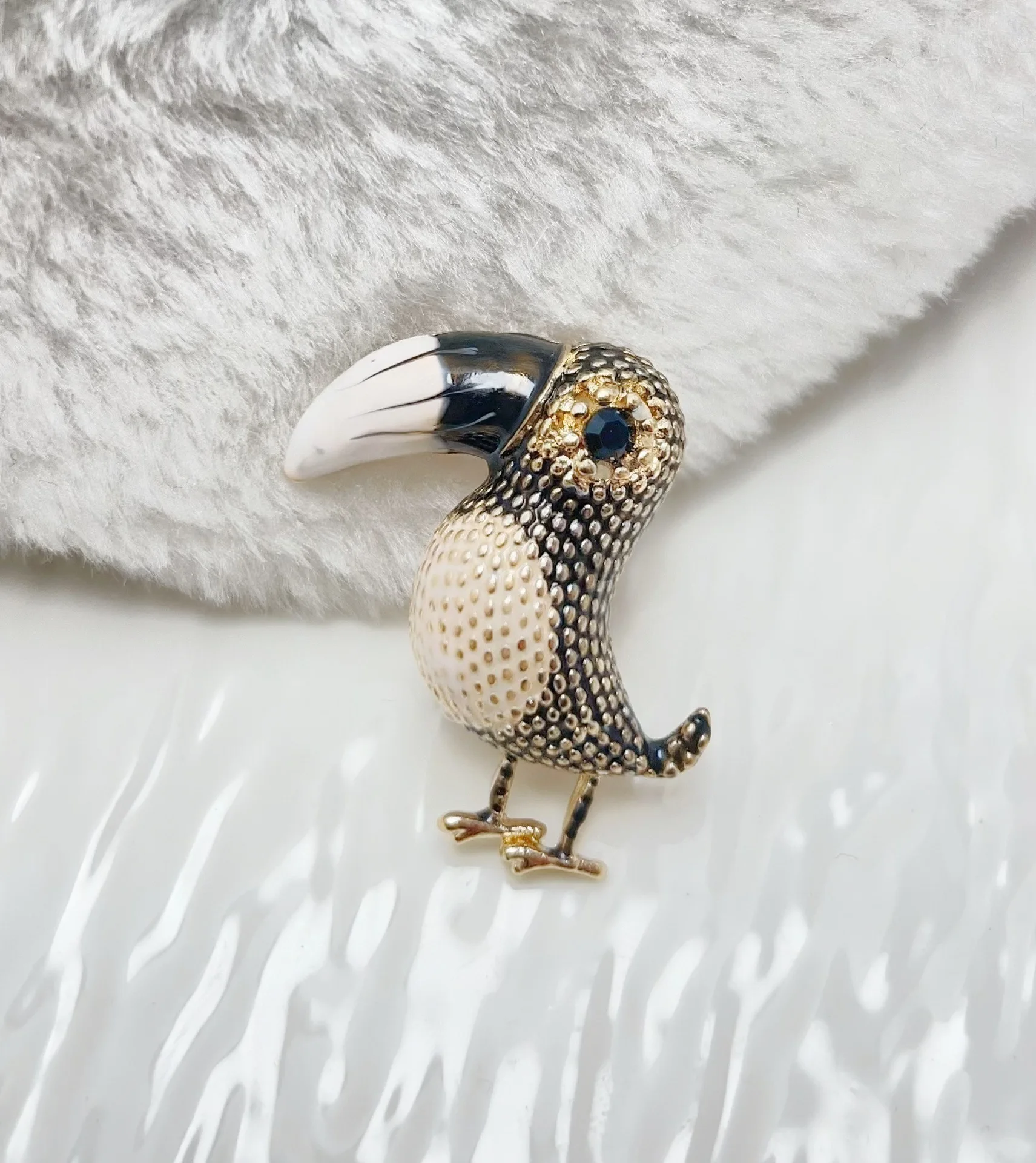 Zinc Alloy Cormorant Brooch MS315 Series 3 Zinc Alloy Cormorant Brooch MS315 Series - Image 3