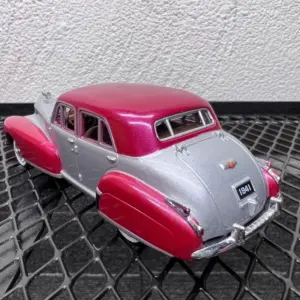 Vintage Fleetwood 1:43 Scale Diecast Model 10 S9e2533d110d84306aa61da8b9561fb89N