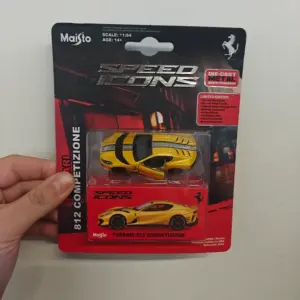 Ferrari 812 Competizione 1:64 Diecast Model 15 S9e5a09063e1049f7baee37bbabae7ba99