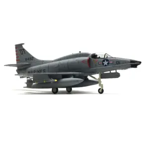 Skyhawk A-4 1:72 Scale Diecast Model for Collectors 11 Sa01521dac8624ad0b9546677b0413135O