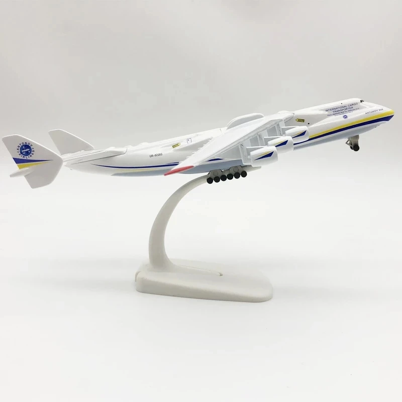 Antonov An-225 Mriya Diecast Model 20cm 1:400 Scale 8 Antonov An-225 Mriya Diecast Model 20cm 1:400 Scale - Image 8