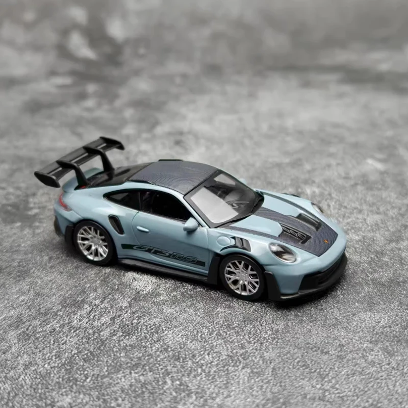 Porsche 911 992 GT3 RS 1:43 Diecast Model 3 Porsche 911 992 GT3 RS 1:43 Diecast Model - Image 3