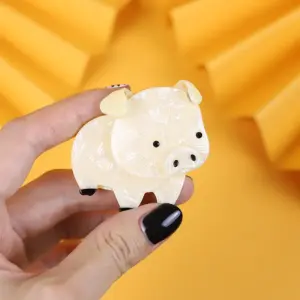 Cute Acrylic Pig Brooch for Accessories 8 Sa1b71a6bec884295afd68ab72587b2e5k