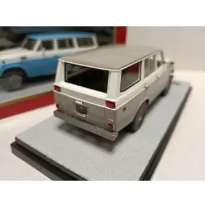 Vintage Land Curier FJ55 Resin Model 1/43 Scale 12 Sa1c1716f27784a36b8f04ad7b56efc8ek
