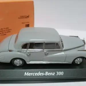 1951 Mercedes Benz 300 Diecast Model 1:43 Scale 7 Sa20eea49e43440da97d579bee7b787daE