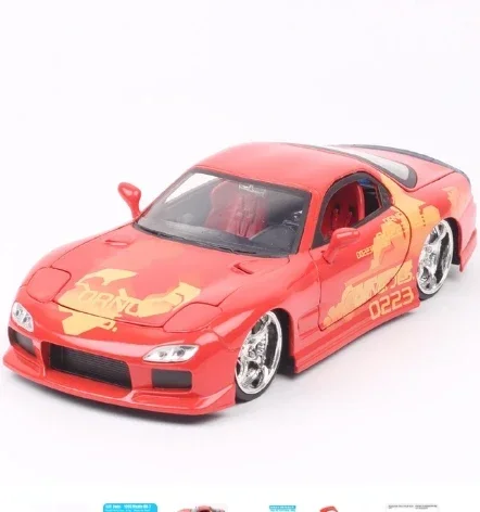 1:24 Mazda RX-7 Diecast Model Car 5 1:24 Mazda RX-7 Diecast Model Car - Image 5
