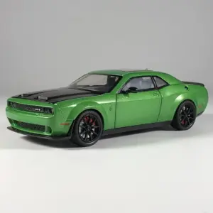 Green Dodge Challenger Hellcat Diecast Model 1:24 Scale 17 Sa2fde43951c040e183cde988cd6e0638x