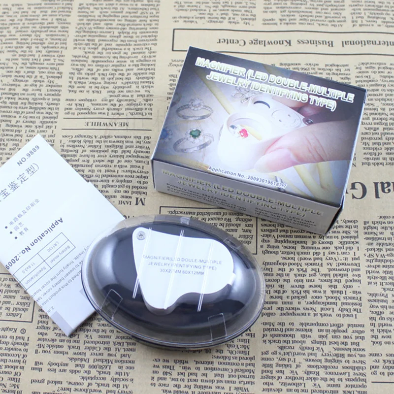 Foldable Jewelry Loupe with LED Light 5 Foldable Jewelry Loupe with LED Light - Image 5