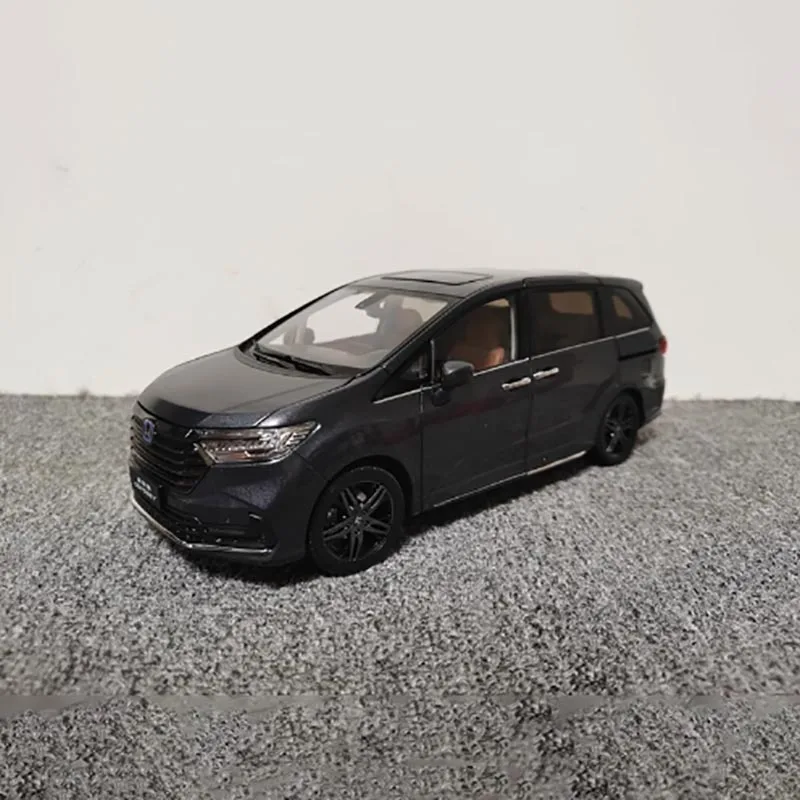 1:18 Scale Odyssey Hybrid 2022 Diecast Model 8 1:18 Scale Odyssey Hybrid 2022 Diecast Model - Image 8