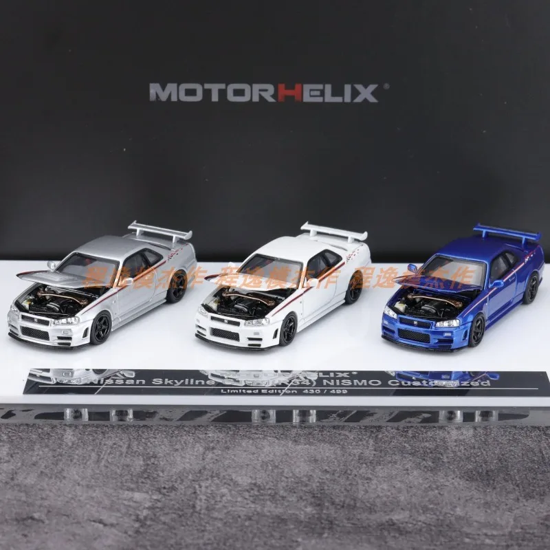 Takara Tomy Nissan Skyline GTR R34 Model Set 2 Takara Tomy Nissan Skyline GTR R34 Model Set - Image 2