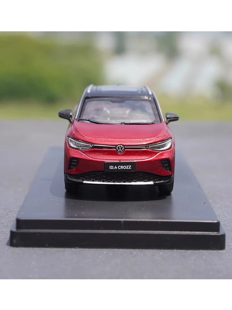 1:43 Volkswagen ID.4 Crozz Diecast Model 2 1:43 Volkswagen ID.4 Crozz Diecast Model - Image 2
