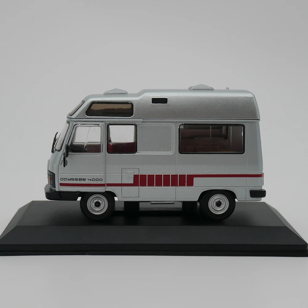 Peugeot J9 Chausson Motorhome 1:43 Diecast Model 2 Peugeot J9 Chausson Motorhome 1:43 Diecast Model - Image 2