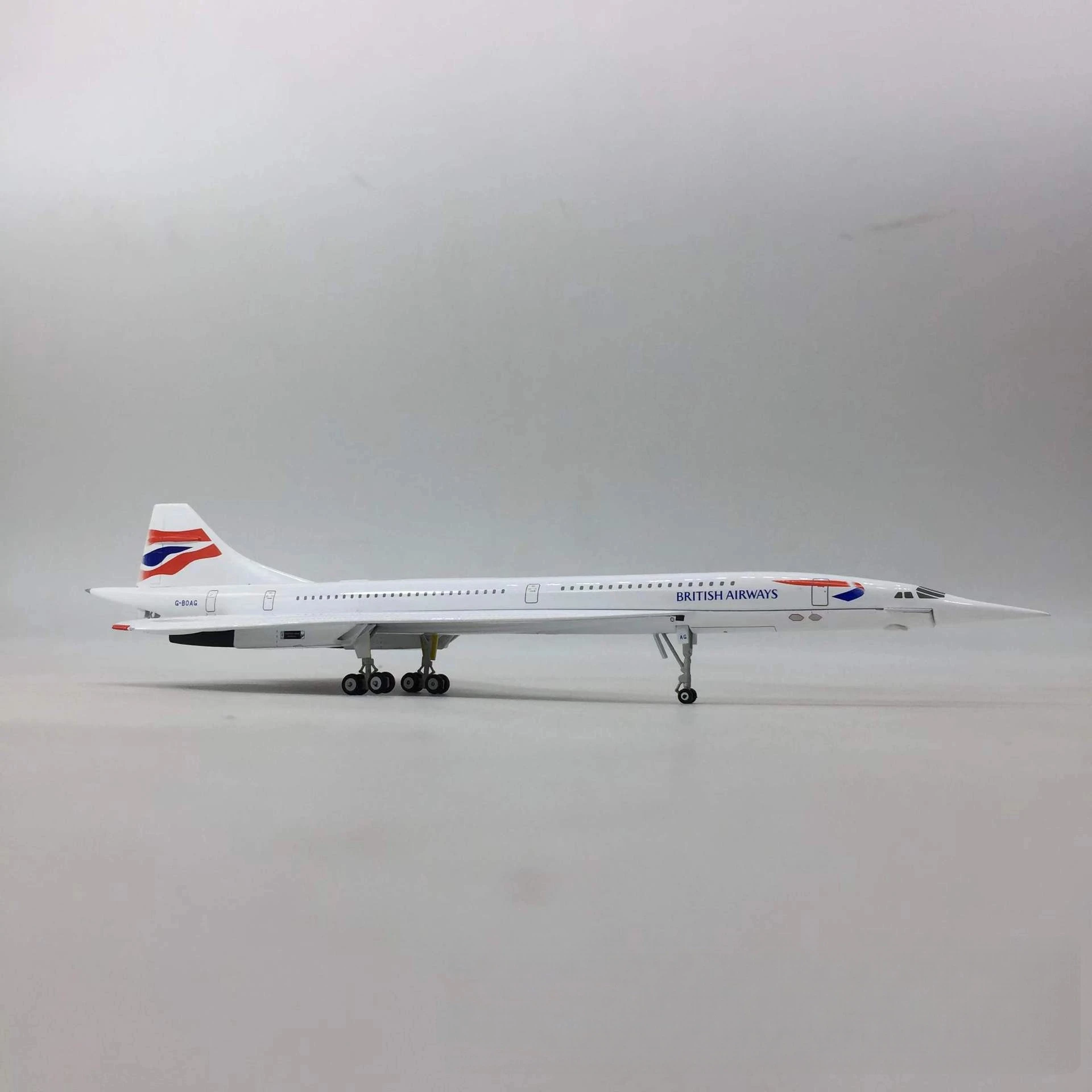 1:200 Concorde Airplane Model Display 3 1:200 Concorde Airplane Model Display - Image 3