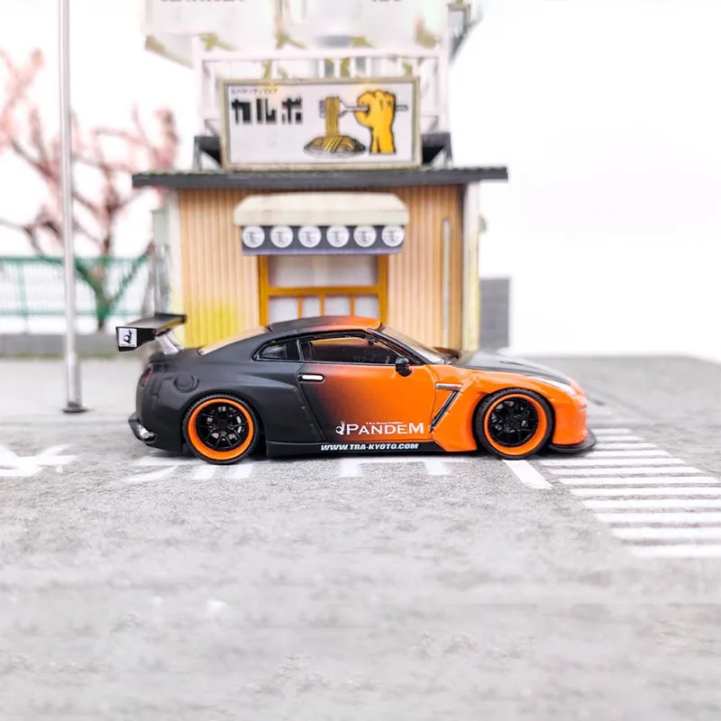 Black and Orange Nissan Skyline R35 Diecast Model 4 Black and Orange Nissan Skyline R35 Diecast Model - Image 4