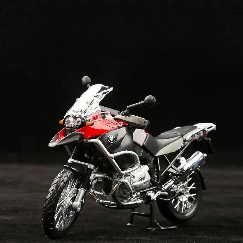 Maisto 1:12 Diecast Sport Motorcycle Model 2 Maisto 1:12 Diecast Sport Motorcycle Model - Image 2