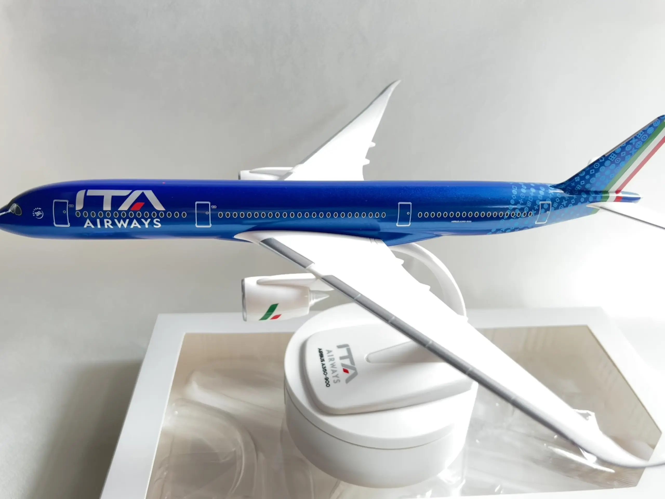 Italy ITA A350-900 Model in Deep Blue 4 Italy ITA A350-900 Model in Deep Blue - Image 4