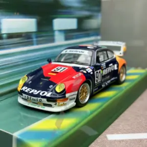 Sa85be6a9f1e745599618fd017a823ac0K