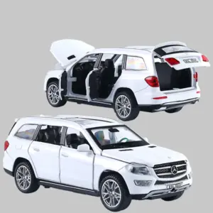 1:32 Scale Mercedes-Benz GL500 Diecast SUV Model 16 Sa8a0749f99c04d83a8f017e3b836b52dK