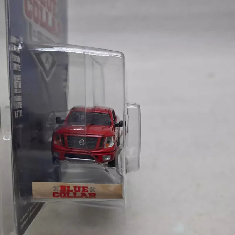 Red 2018 Titan XD Pro 4X Diecast Model 4 Red 2018 Titan XD Pro 4X Diecast Model - Image 4