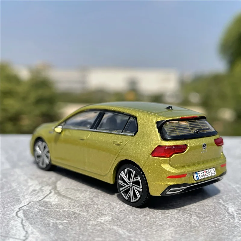 Miniature Volkswagen Golf R GTI MK8 Diecast Model 6 Miniature Volkswagen Golf R GTI MK8 Diecast Model - Image 6