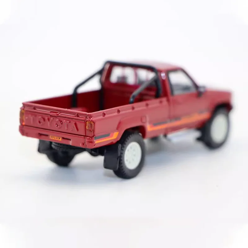 Para64 1:64 1984 Hilux Pickup Truck Simulation Alloy Car Model Gifts Decoration Collection Toys Static Display 3 Para64 1:64 1984 Hilux Pickup Truck Simulation Alloy Car Model Gifts Decoration Collection Toys Static Display - Image 3