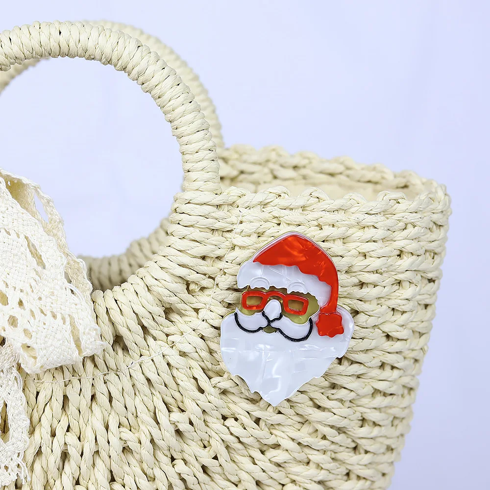 Festive Handmade Santa Brooch for Clothing 5 Festive Handmade Santa Brooch for Clothing - Image 5