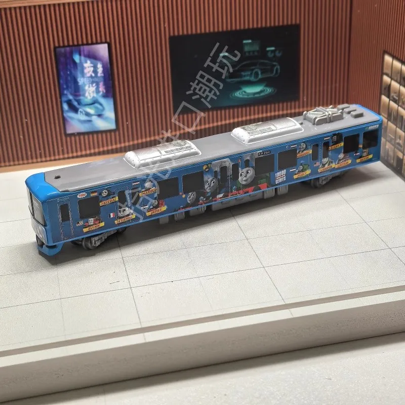 Vibrant Blue Keihan Train Thomas Model 1:64 Scale 5 Vibrant Blue Keihan Train Thomas Model 1:64 Scale - Image 5