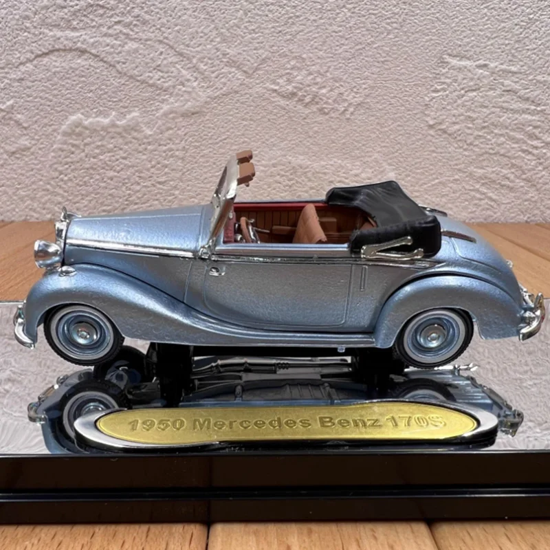 Vintage 1950 Mercedes 170S Model by Welly 2 Vintage 1950 Mercedes 170S Model by Welly - Image 2