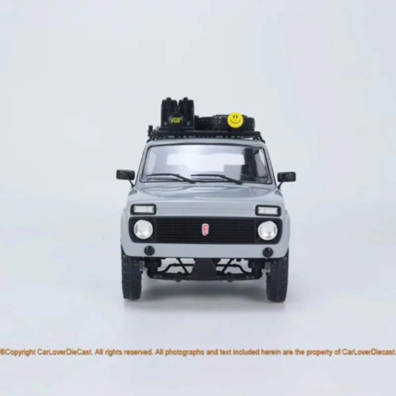 Lada Niva 1:18 Scale Diecast Model Replica 2 Lada Niva 1:18 Scale Diecast Model Replica - Image 2