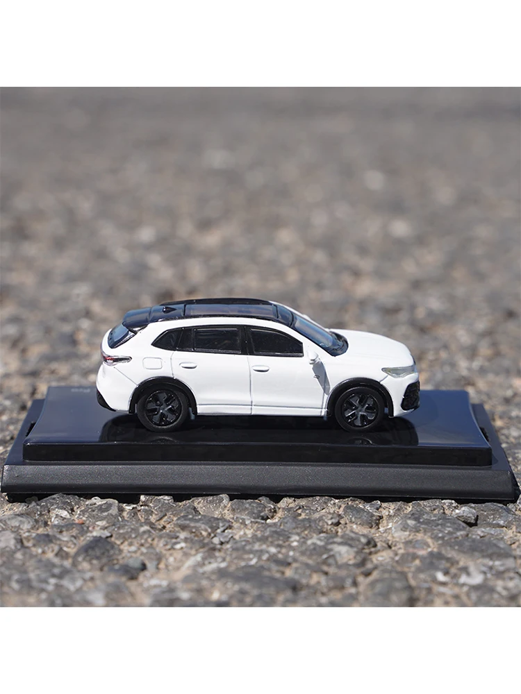 Volkswagen Skoda Tiguan L Diecast Model 1:64 Scale 2 Volkswagen Skoda Tiguan L Diecast Model 1:64 Scale - Image 2