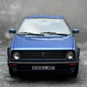 1988 VW Golf 1:18 Scale Die-Cast Model 8 Sab7d7daaa5f548b09ae868c63e64fd59Q