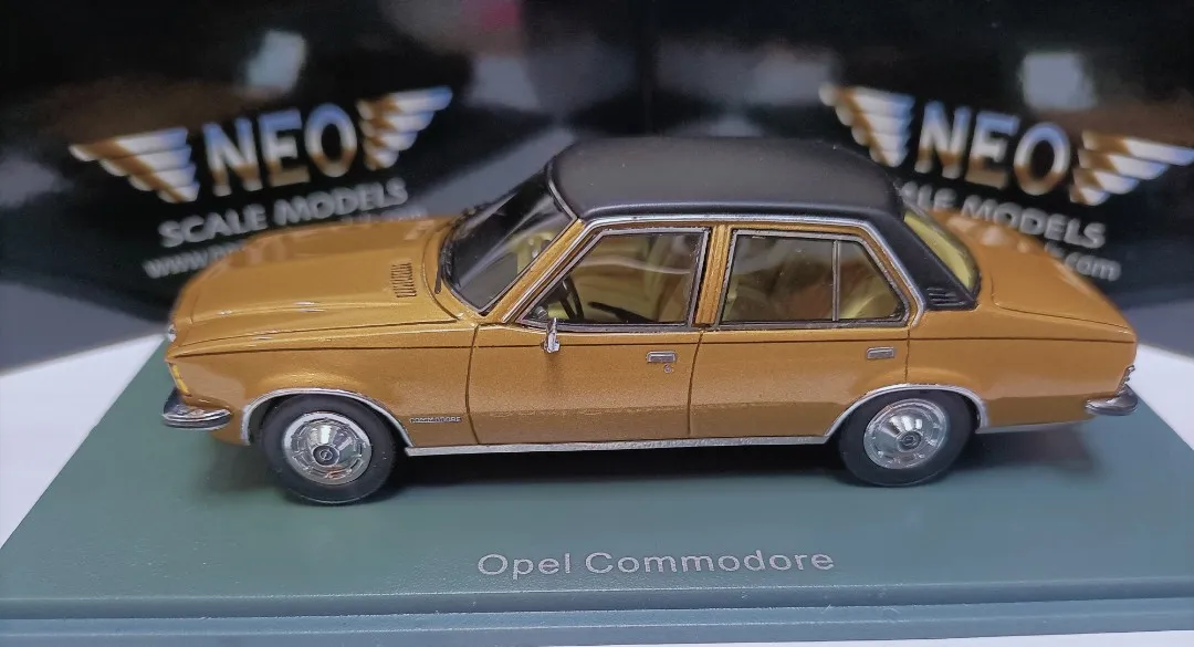 Vintage Opel Commodore 1:43 Diecast Model 2 Vintage Opel Commodore 1:43 Diecast Model - Image 2