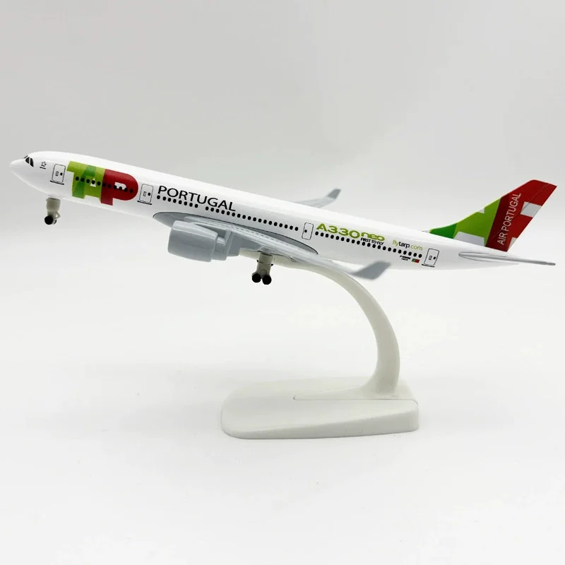 Portugal Airlines Airbus A330 Model 20cm 7 Portugal Airlines Airbus A330 Model 20cm - Image 7
