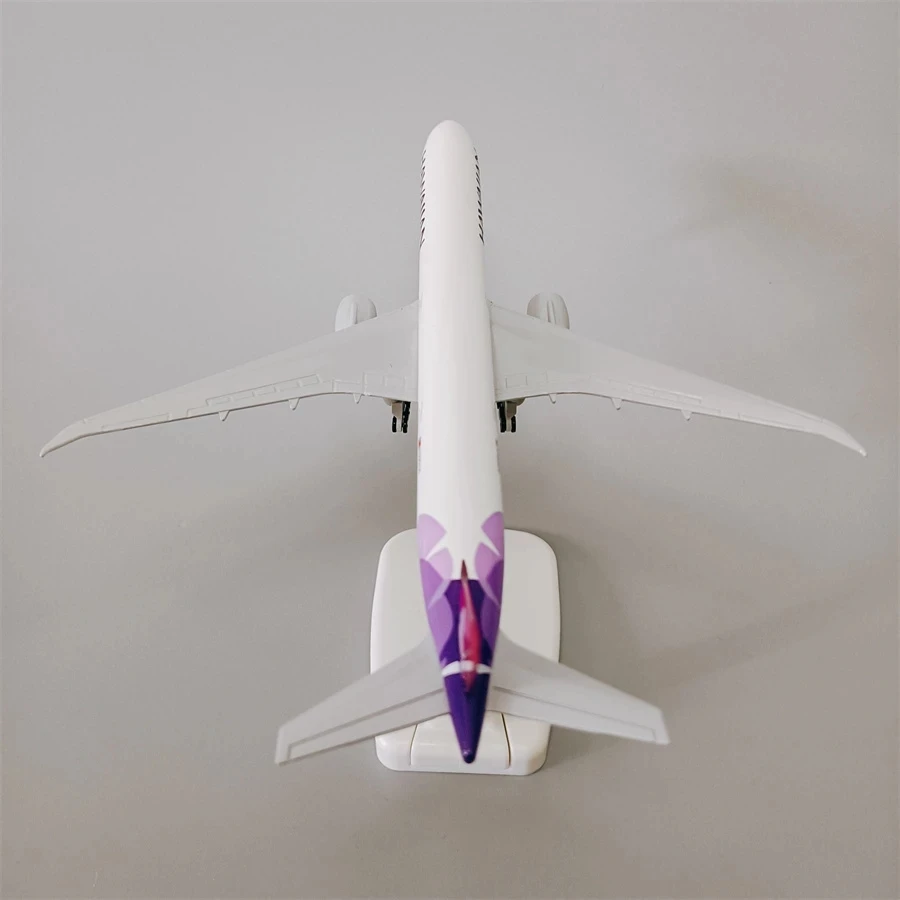 Hawaiian B777 Diecast Aircraft Model (20cm) 2 Hawaiian B777 Diecast Aircraft Model (20cm) - Image 2