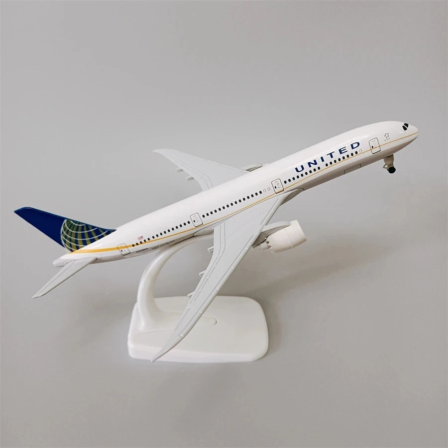 United Boeing 787 Model - 20cm Alloy Display 5 United Boeing 787 Model - 20cm Alloy Display - Image 5