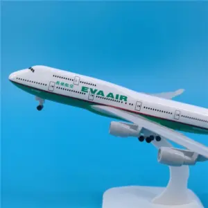 EVA Air Boeing B747 1/400 Scale Model 8 Sadfdc6400fc247df9a6d8569b23933a5k