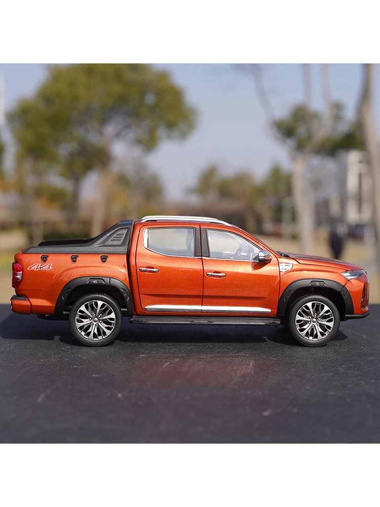 Vibrant Orange 1:18 Scale T90 Pickup Model 2 Vibrant Orange 1:18 Scale T90 Pickup Model - Image 2